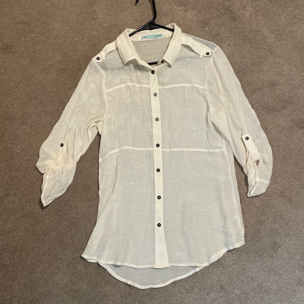 Women’s sheer button-up